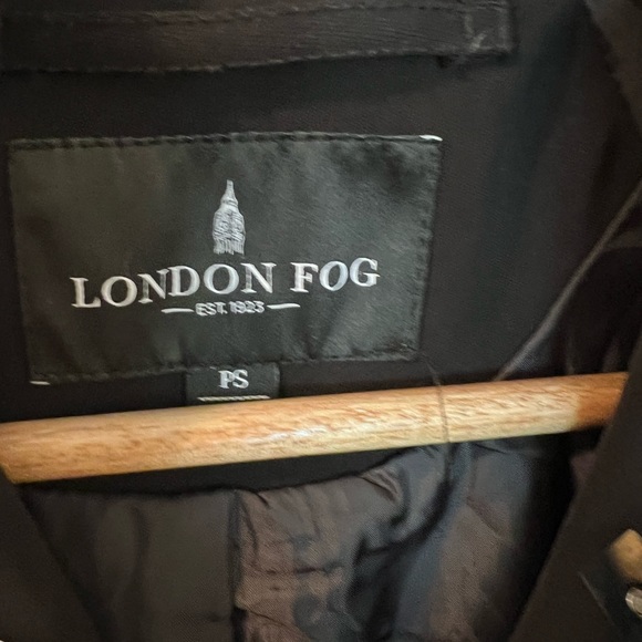 London fog hooded rain jacket in black. Small petite. - Picture 2 of 11